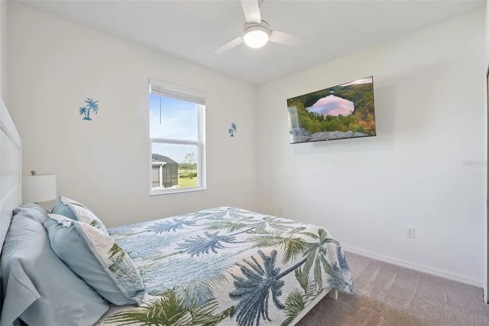 1682 LITTLELEAF BOXWOOD LOOP Mascotte, FL 34753
