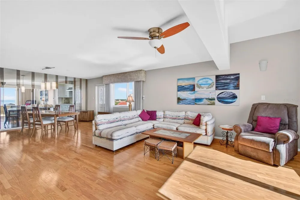 1365 SNELL ISLE BOULEVARD NE #6A St Petersburg, FL 33704