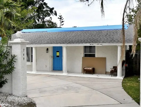 749 SIESTA DRIVE