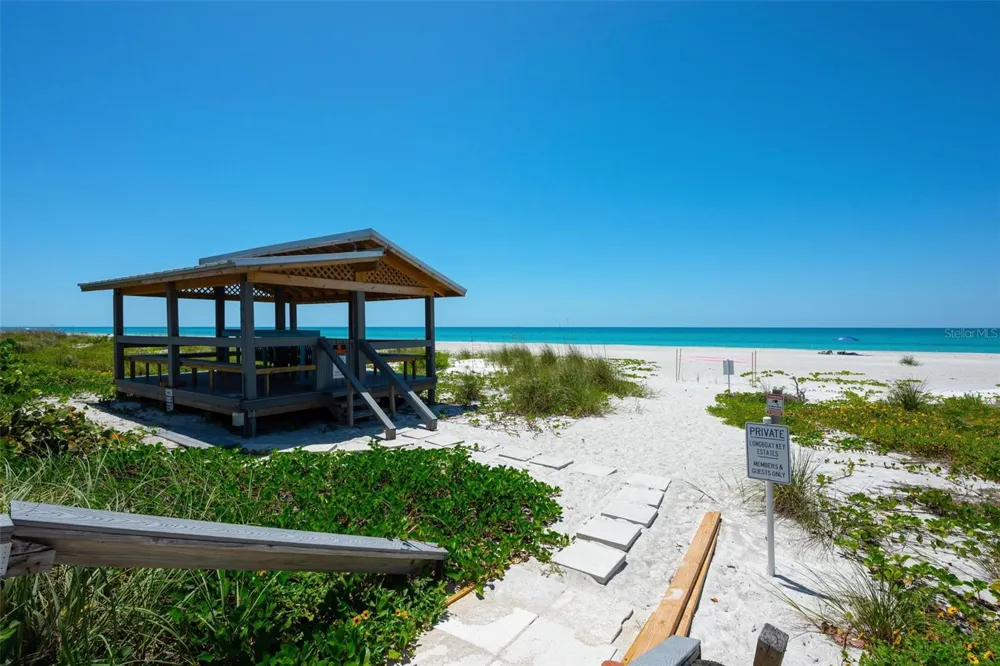 581 ROUNTREE DRIVE Longboat Key, FL 34228