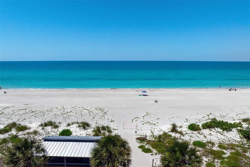 581 ROUNTREE DRIVE Longboat Key, FL 34228
