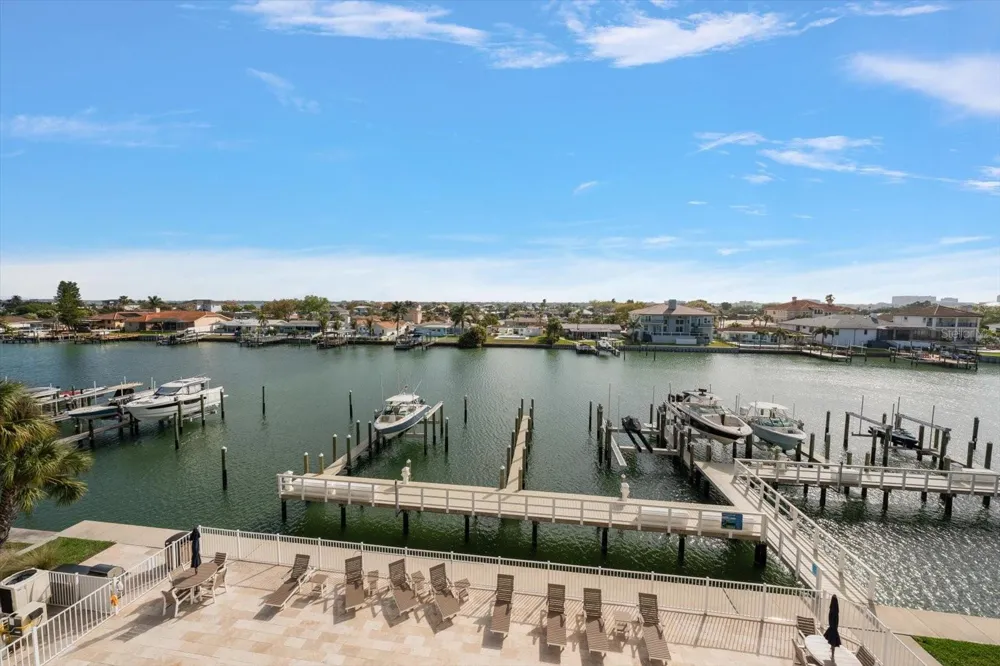 125 ISLAND WAY #402 Clearwater Beach, FL 33767