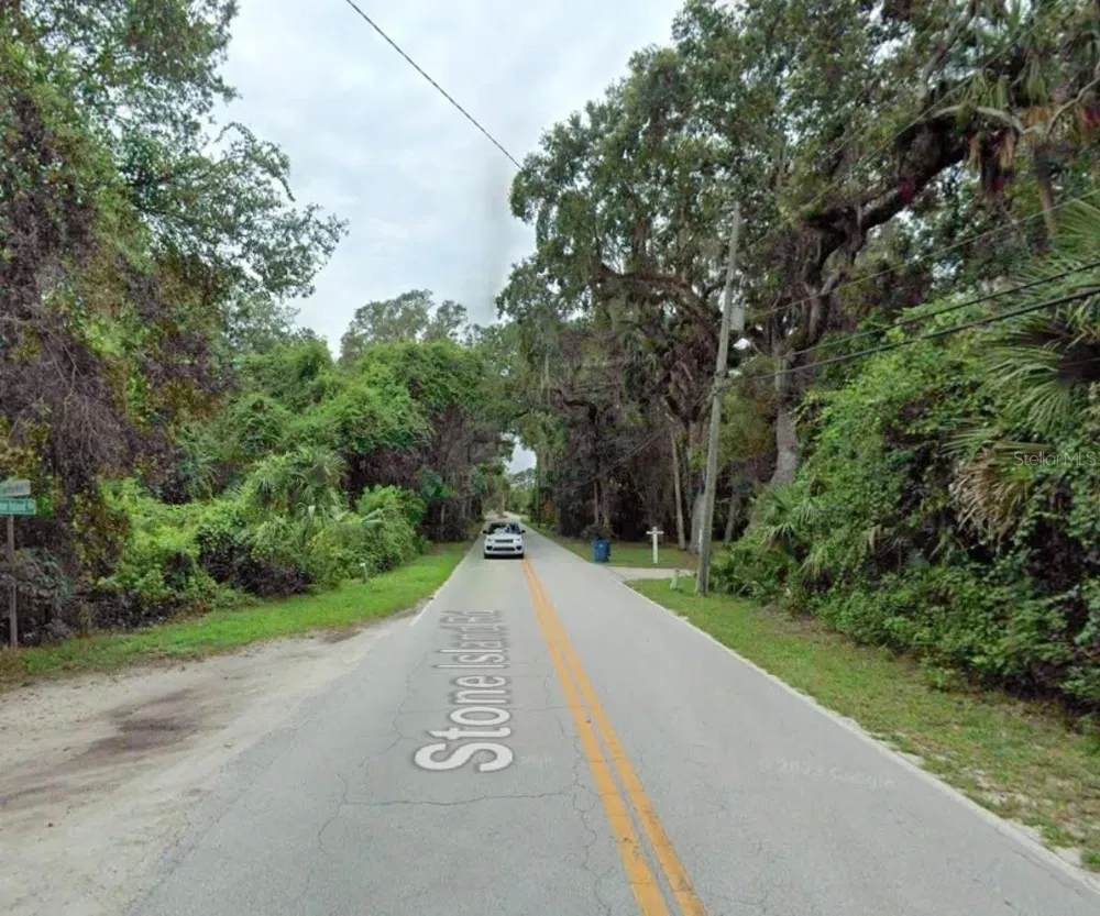 1877 TURTLE HILL ROAD Deltona, FL 32725