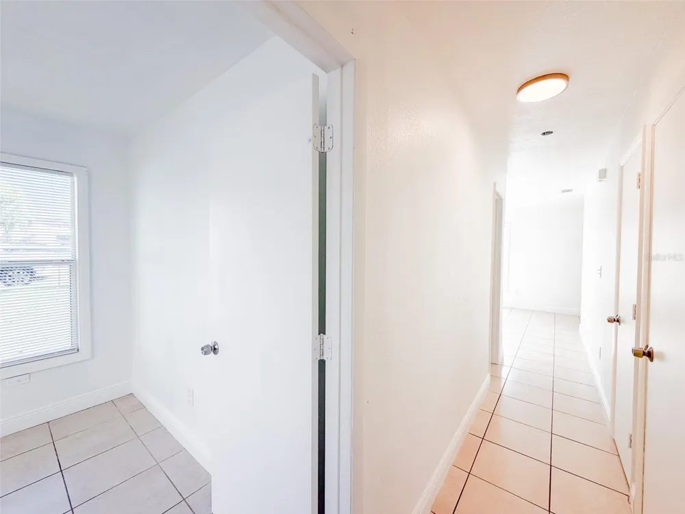 407 W BELLA VISTA STREET Lakeland, FL 33805