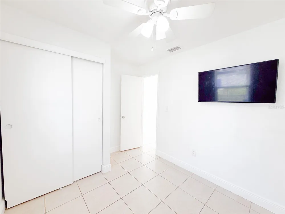407 W BELLA VISTA STREET Lakeland, FL 33805