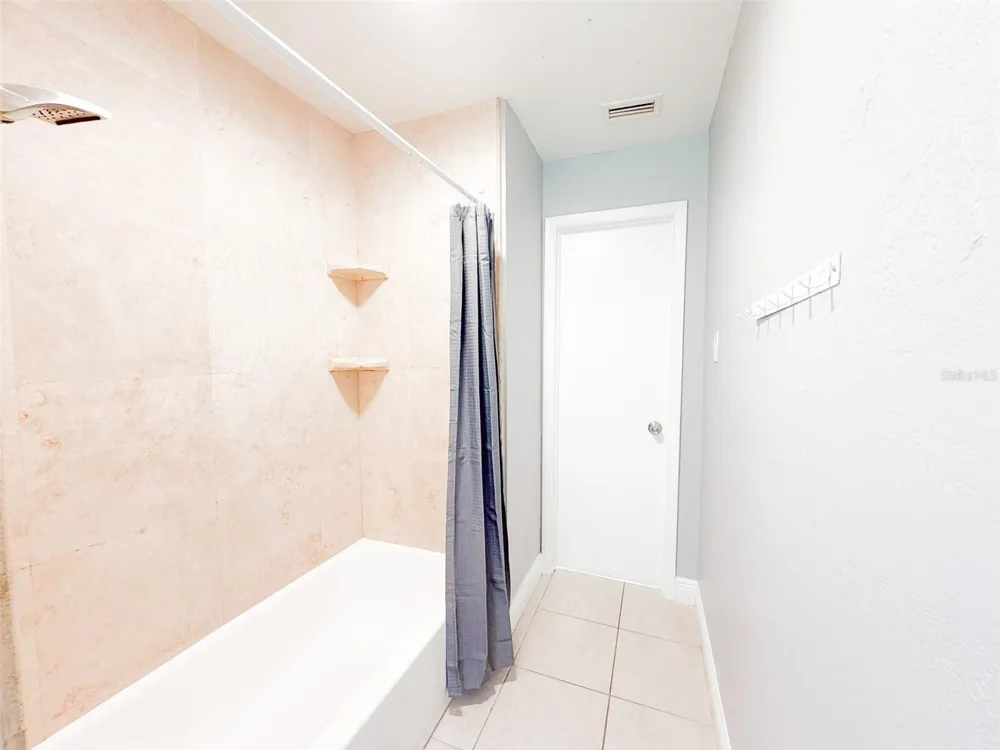 407 W BELLA VISTA STREET Lakeland, FL 33805
