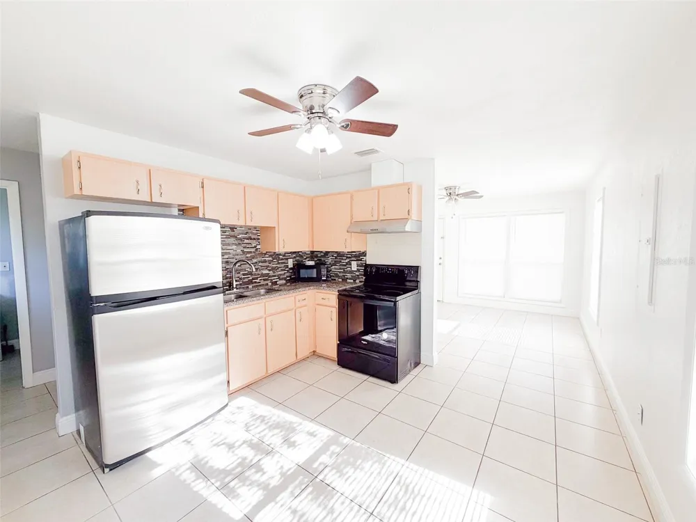 407 W BELLA VISTA STREET Lakeland, FL 33805