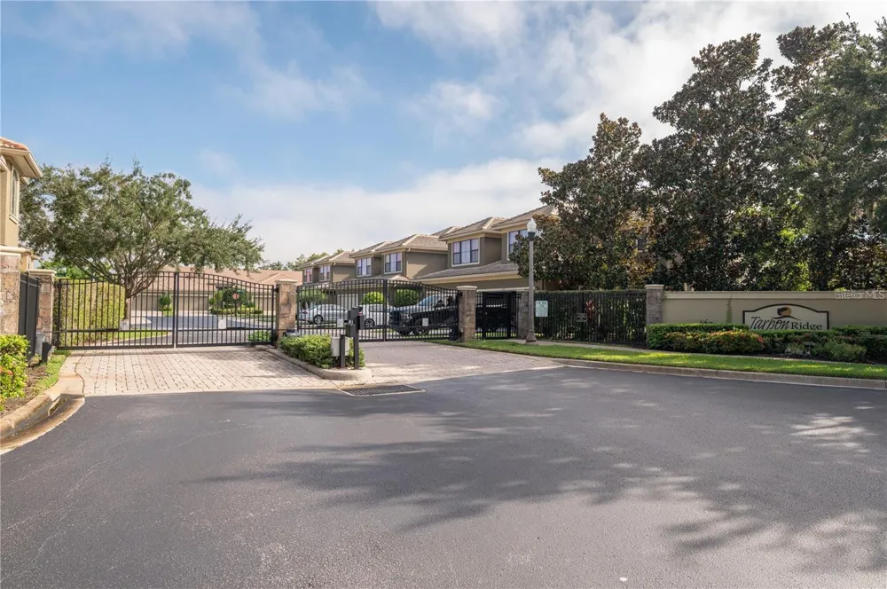 2527 SILVERBACK COURT Palm Harbor, FL 34684