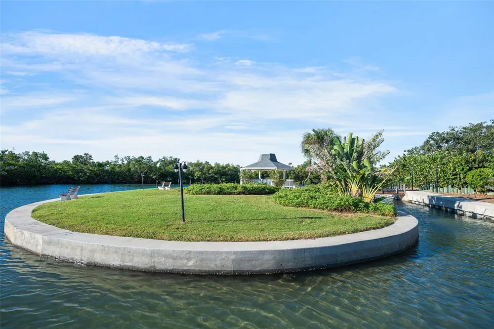 9397 MIDNIGHT PASS ROAD #905 Sarasota, FL 34242