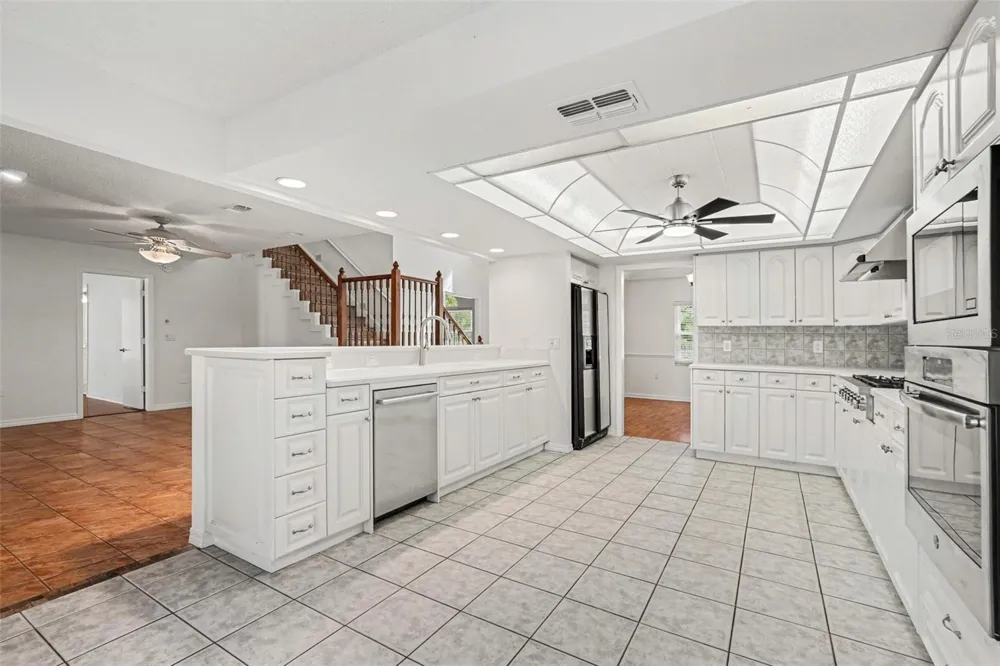 18731 FIRETHORN DRIVE Spring Hill, FL 34610