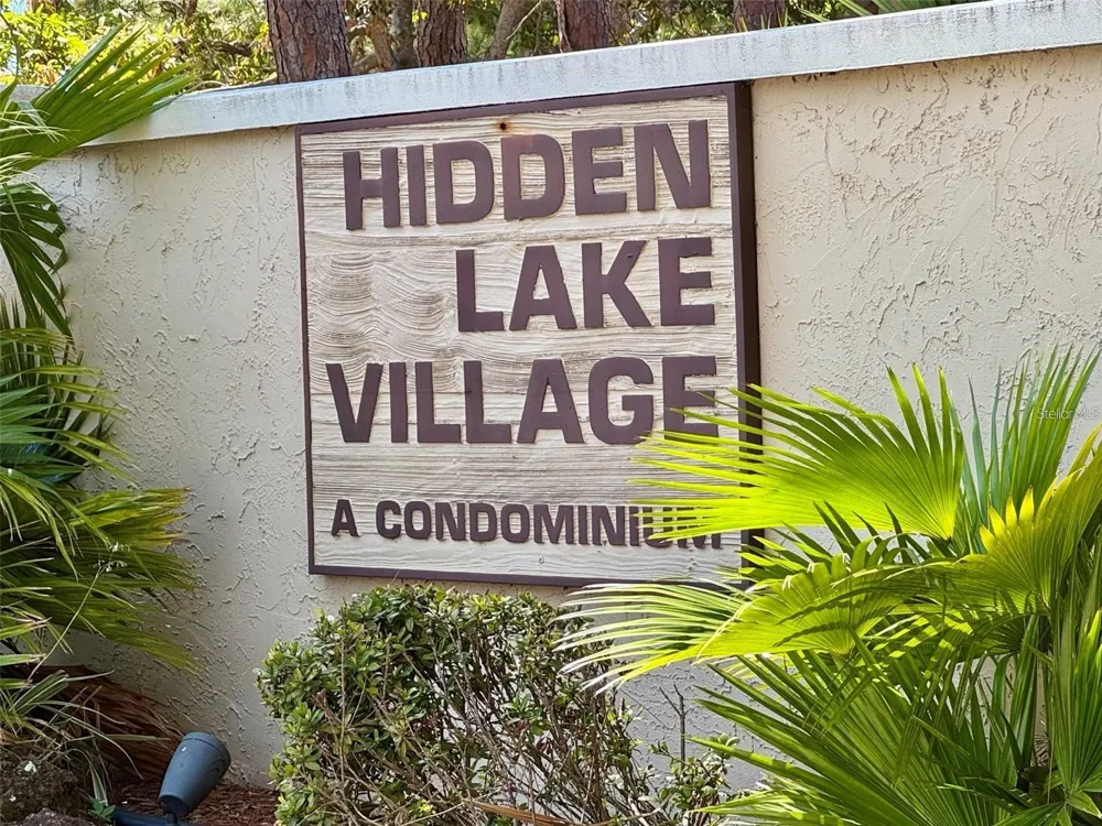 2632 HIDDEN LAKE DRIVE #E Sarasota, FL 34237