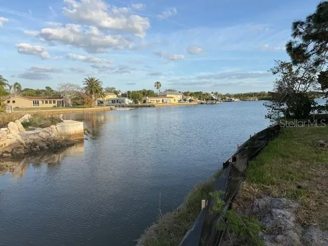 5250 MILLER BAYOU DRIVE Port Richey, FL 34668