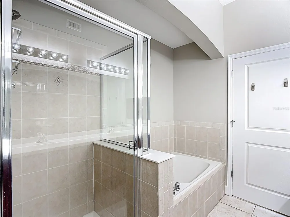 1231 WRIGHT CIR #308 Celebration, FL 34747