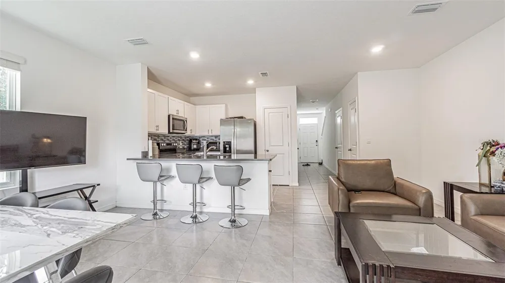 6358 SOPHIE OAKS COURT Tampa, FL 33610