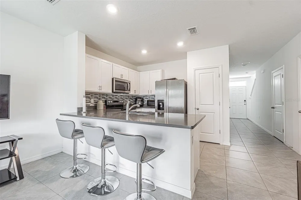 6358 SOPHIE OAKS COURT Tampa, FL 33610
