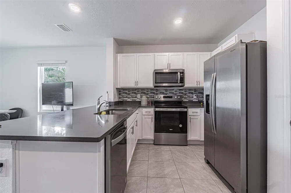 6358 SOPHIE OAKS COURT Tampa, FL 33610