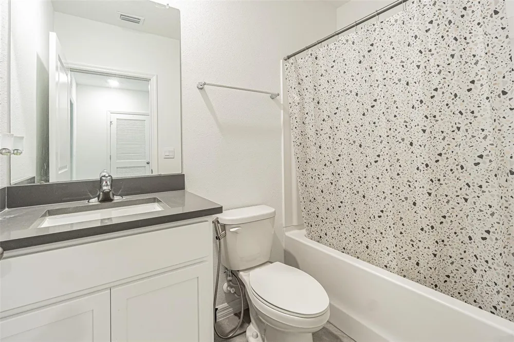 6358 SOPHIE OAKS COURT Tampa, FL 33610