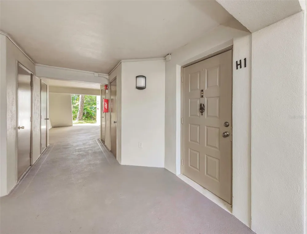 3166 LAKE PINE WAY S #H1 Tarpon Springs, FL 34688