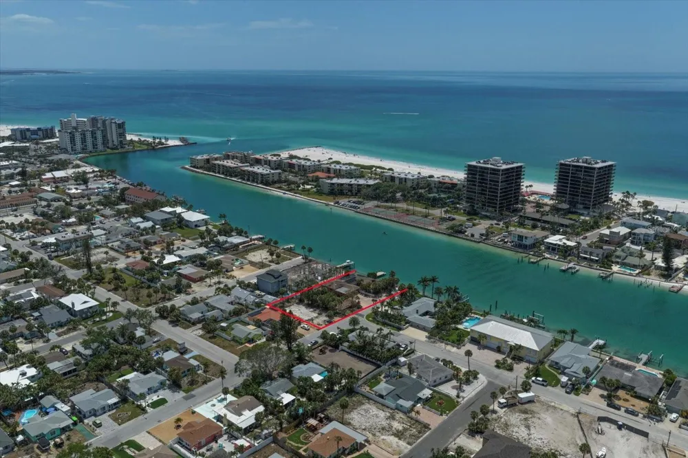 630-650 79TH AVENUE St Pete Beach, FL 33706