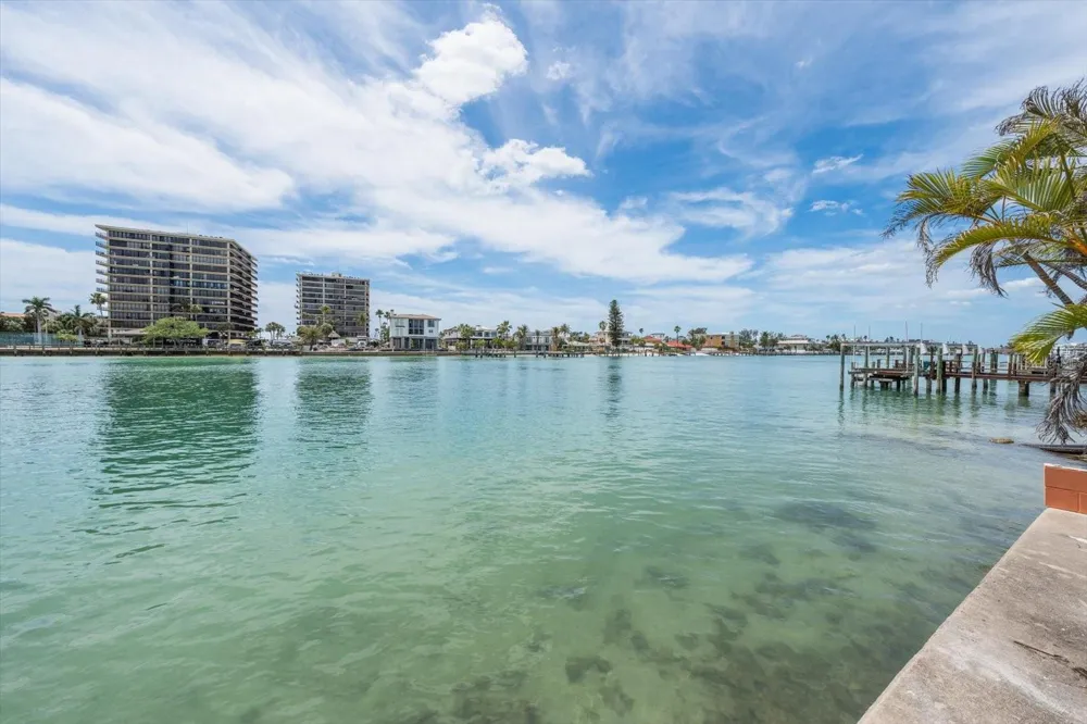 630-650 79TH AVENUE St Pete Beach, FL 33706