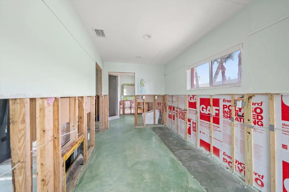 630-650 79TH AVENUE St Pete Beach, FL 33706