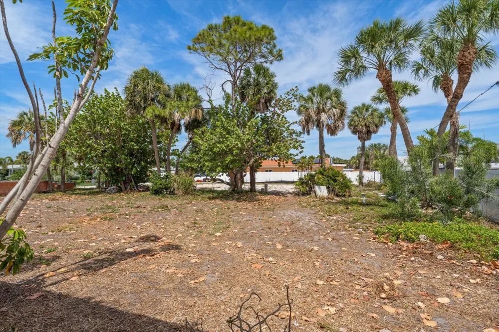 630-650 79TH AVENUE St Pete Beach, FL 33706