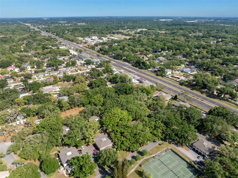 6322 TREETOP CIRCLE Temple Terrace, FL 33617