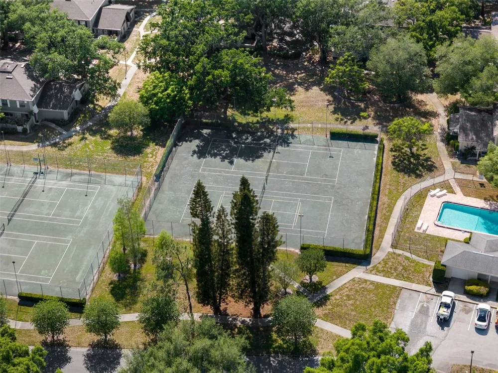 6322 TREETOP CIRCLE Temple Terrace, FL 33617