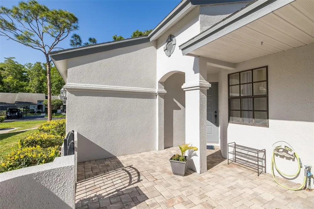 3843 GOLDFINCH COURT Palm Harbor, FL 34685