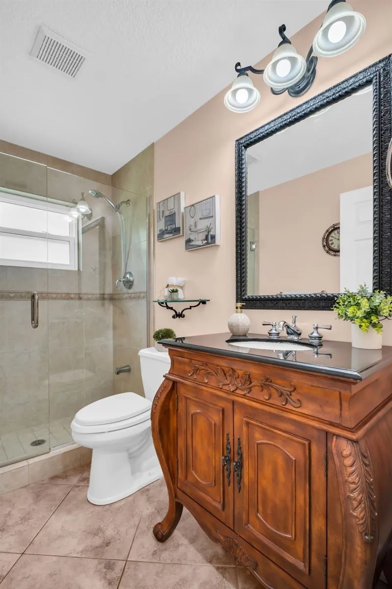 1404 EAST LAKE WOODLANDS PARKWAY Oldsmar, FL 34677