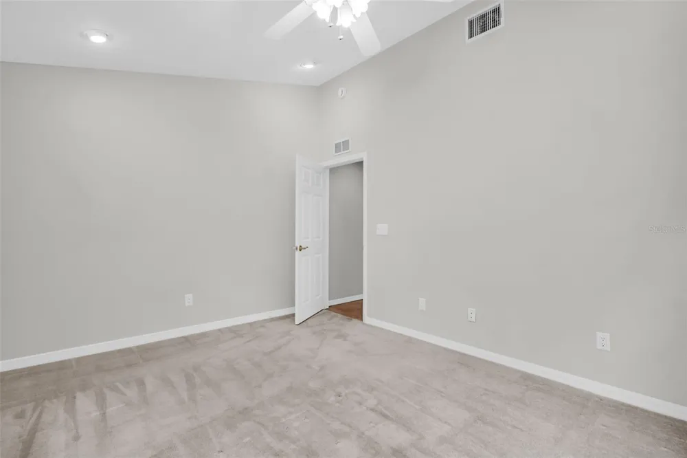 1404 EAST LAKE WOODLANDS PARKWAY Oldsmar, FL 34677