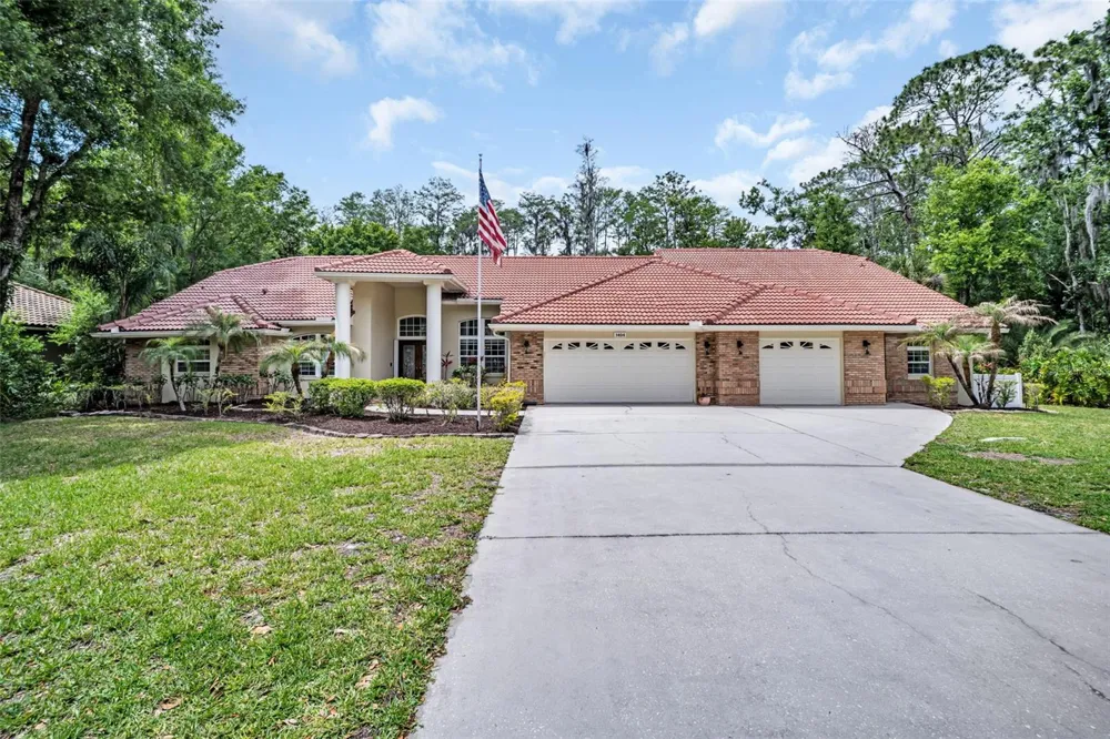 1404 EAST LAKE WOODLANDS PARKWAY Oldsmar, FL 34677