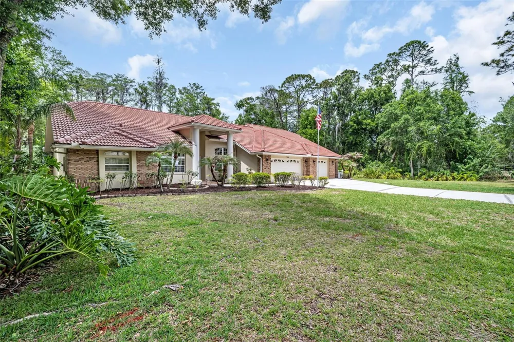 1404 EAST LAKE WOODLANDS PARKWAY Oldsmar, FL 34677