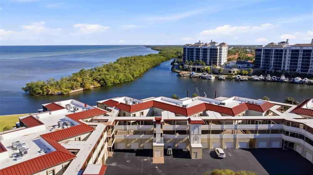 3270 SOUTHSHORE DRIVE #72A Punta Gorda, FL 33955