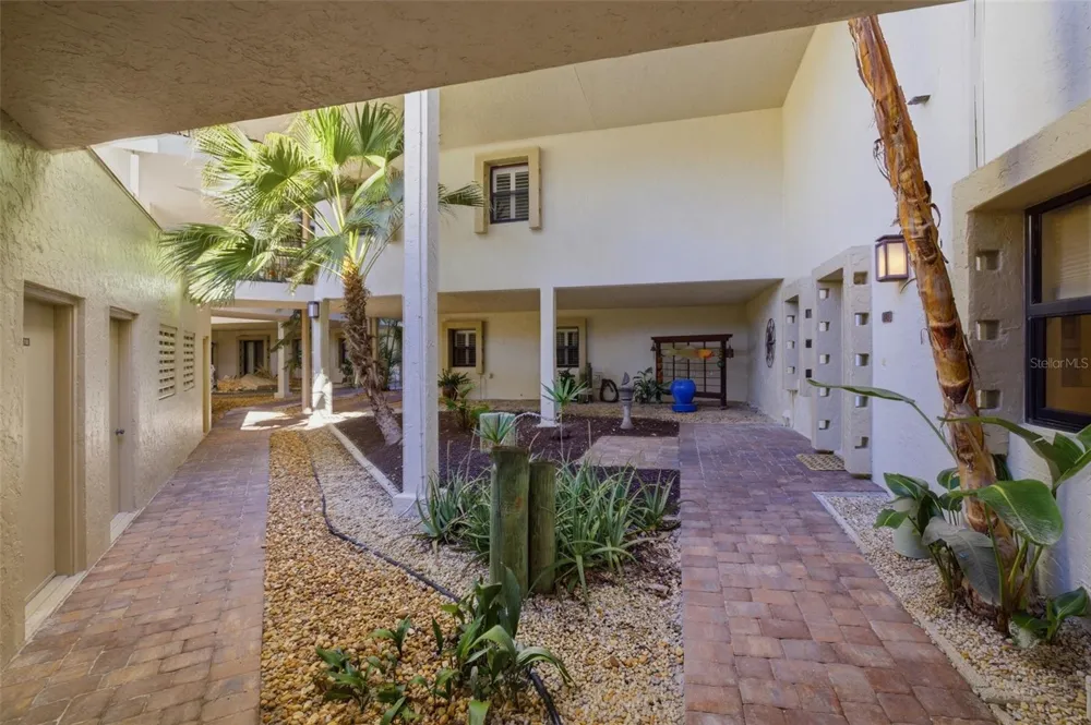 3270 SOUTHSHORE DRIVE #72A Punta Gorda, FL 33955