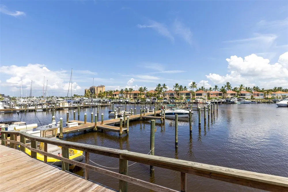 3270 SOUTHSHORE DRIVE #72A Punta Gorda, FL 33955