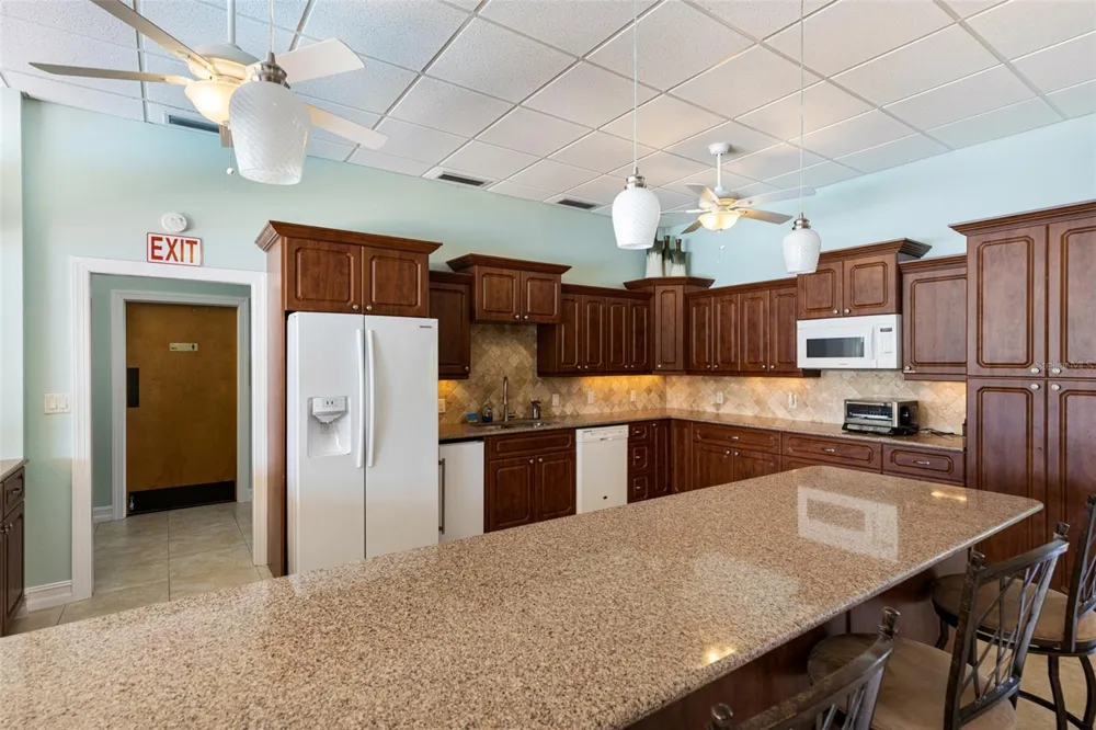 3270 SOUTHSHORE DRIVE #72A Punta Gorda, FL 33955