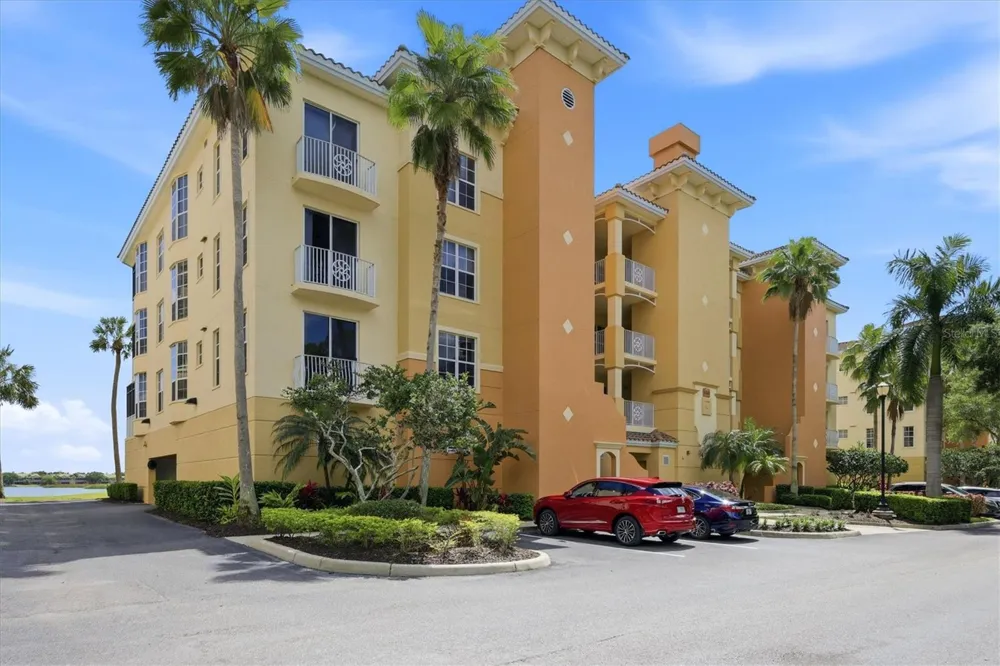 6360 WATERCREST WAY #201 Lakewood Ranch, FL 34202