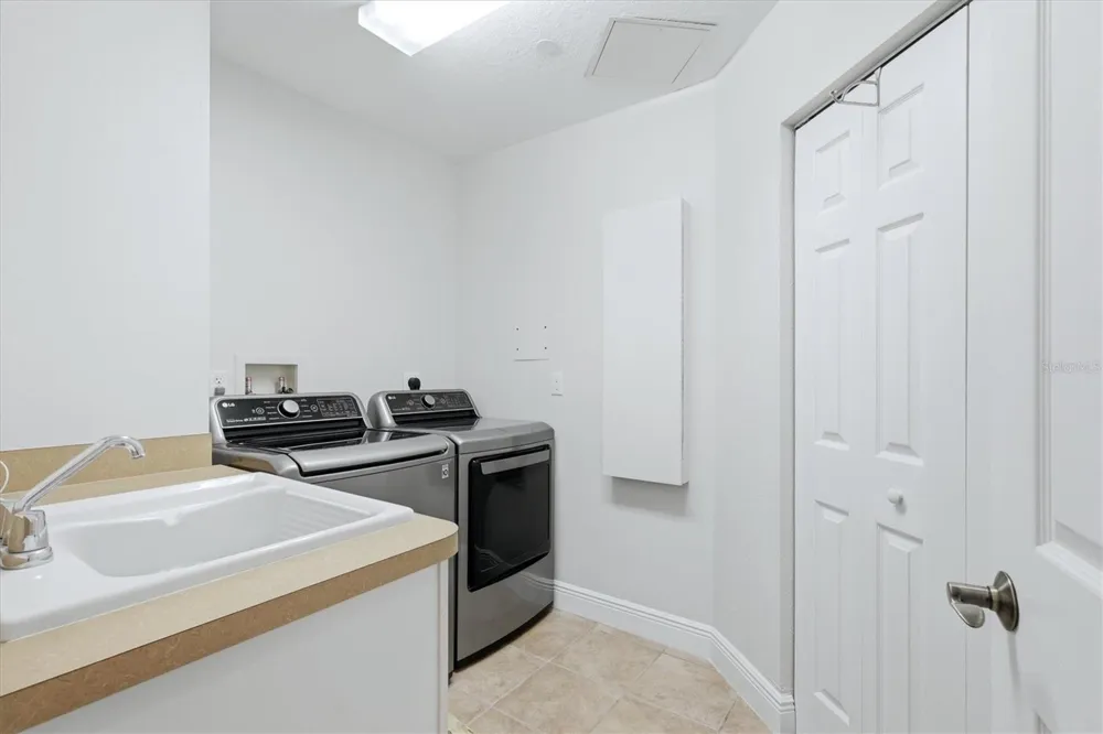 6360 WATERCREST WAY #201 Lakewood Ranch, FL 34202