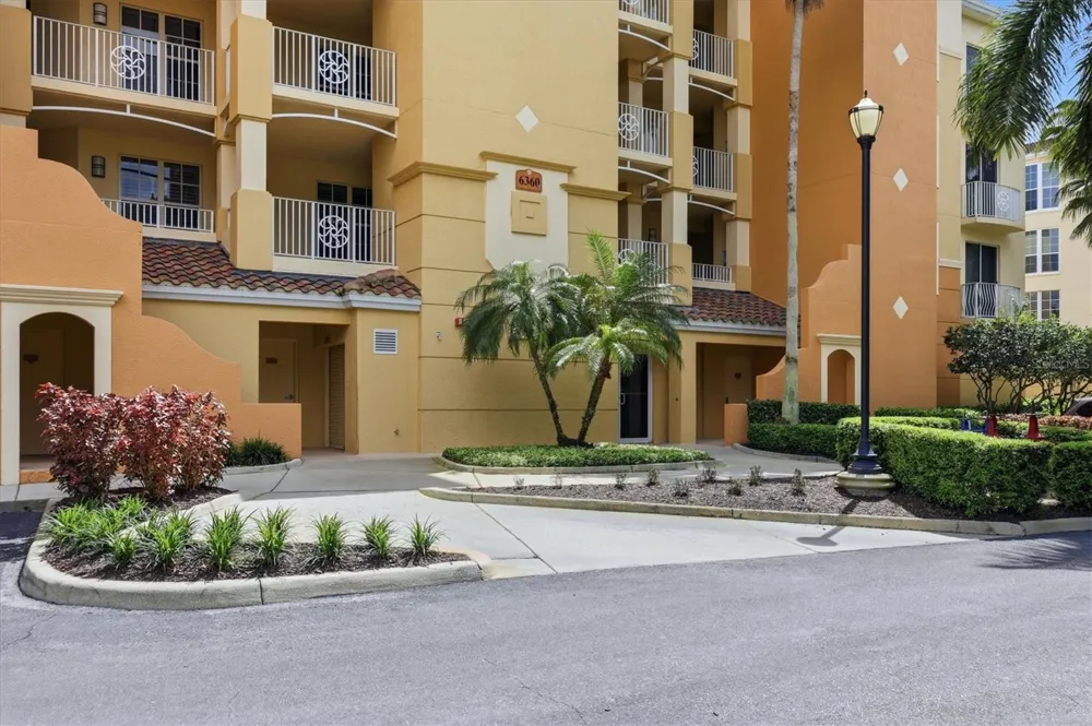 6360 WATERCREST WAY #201 Lakewood Ranch, FL 34202