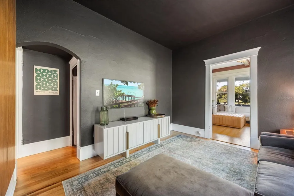 1473 BARCELONA AVENUE Fort Myers, FL 33901