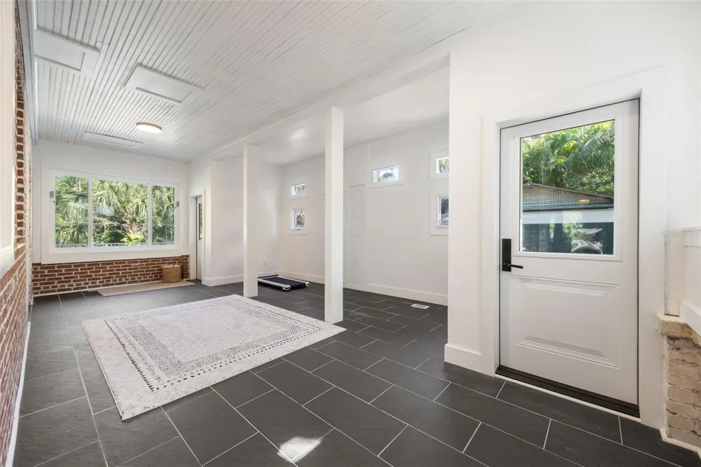 1473 BARCELONA AVENUE Fort Myers, FL 33901