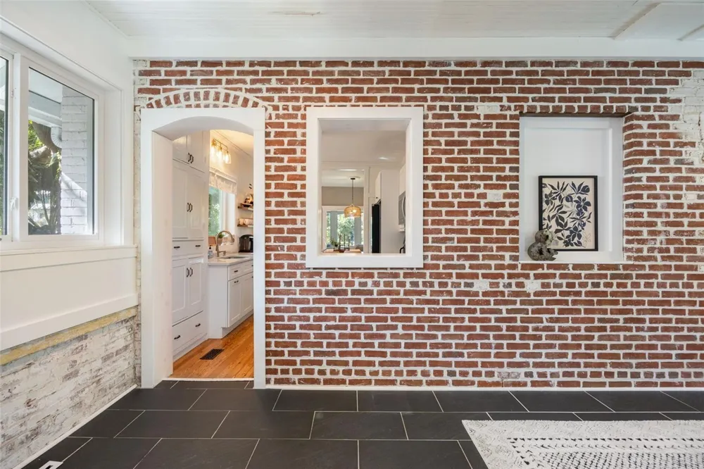 1473 BARCELONA AVENUE Fort Myers, FL 33901