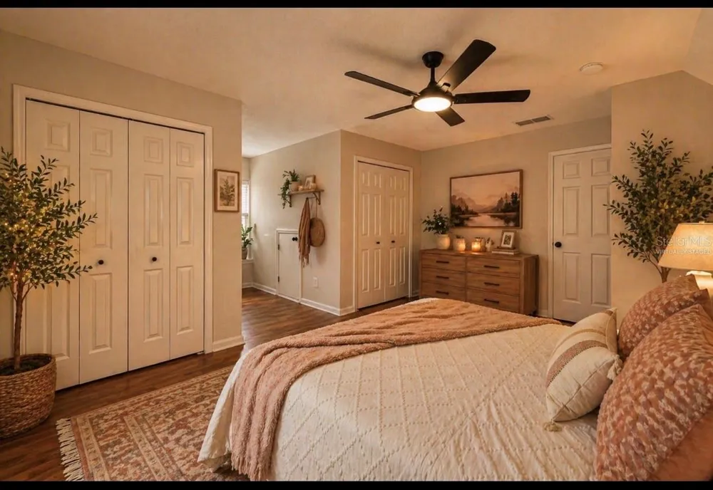 250 WALKER STREET Oakland, FL 34760