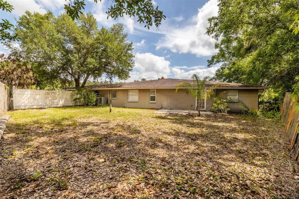 18853 TRACER DRIVE Lutz, FL 33549