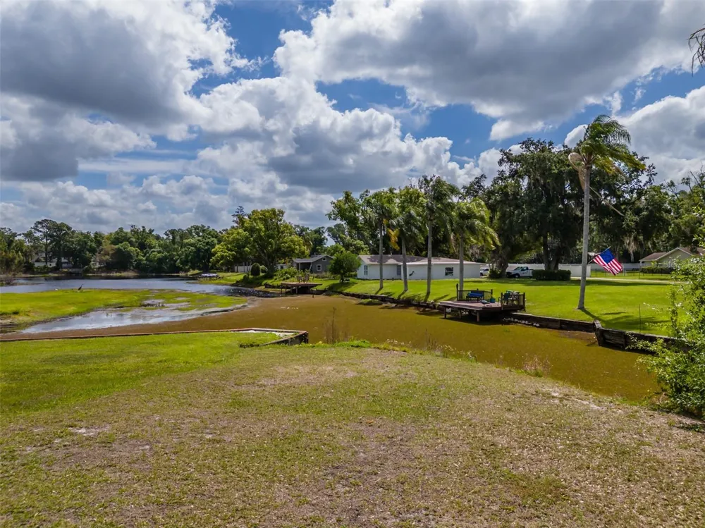 18853 TRACER DRIVE Lutz, FL 33549
