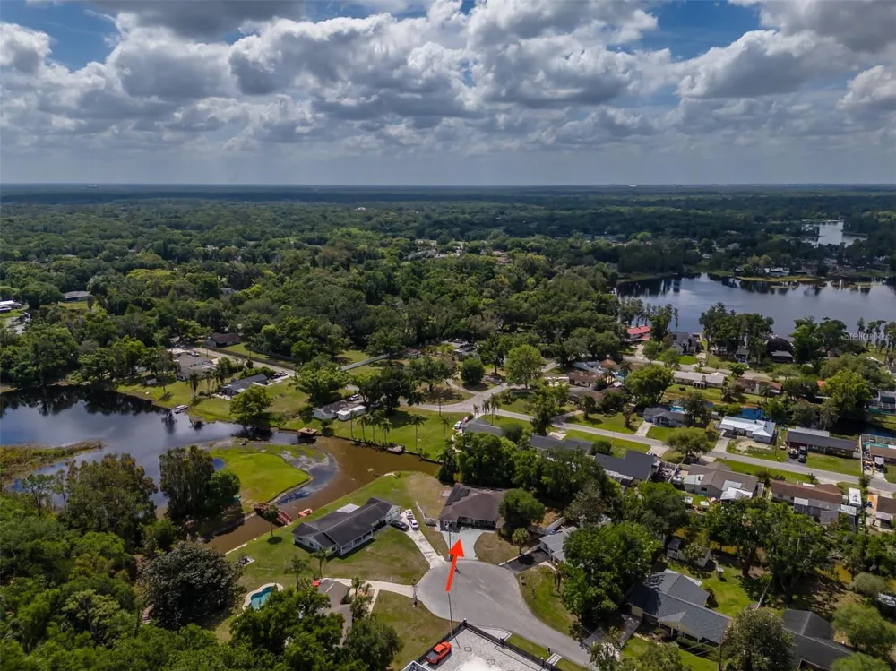 18853 TRACER DRIVE Lutz, FL 33549