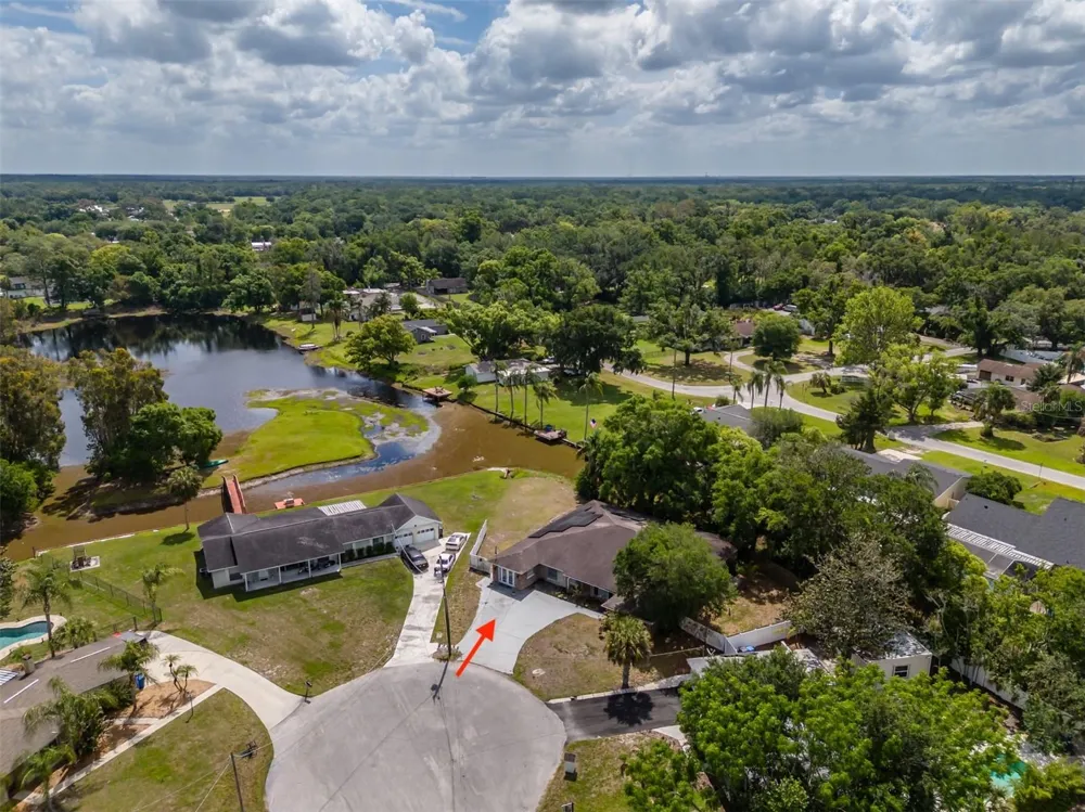 18853 TRACER DRIVE Lutz, FL 33549