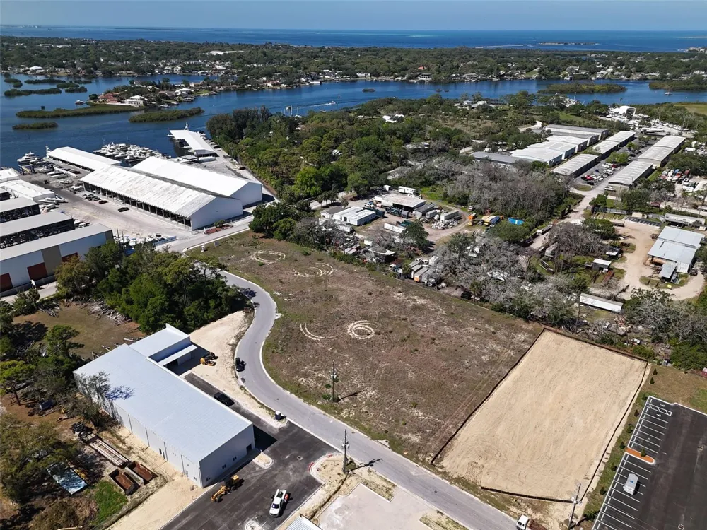 1484 NORTH BEND DRIVE Tarpon Springs, FL 34689