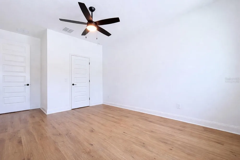 929 CLEARVIEW AVENUE Lakeland, FL 33801